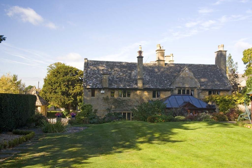 East House Hotel Broadway  Exterior photo